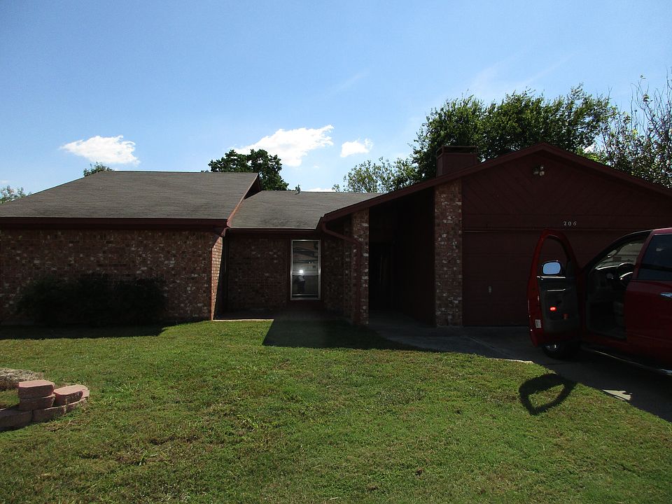 1st image of 206 Margarita Dr