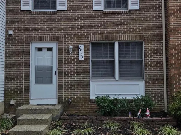 2838 Raymond Ct, Falls Church, VA 22042