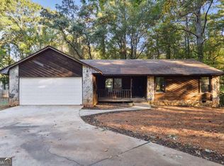 5683 Stoneleigh Hill Ct, Lithonia, GA 30058