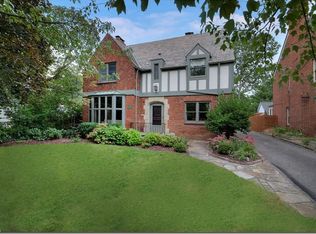 2620 Dysart Rd, University Heights, OH 44118