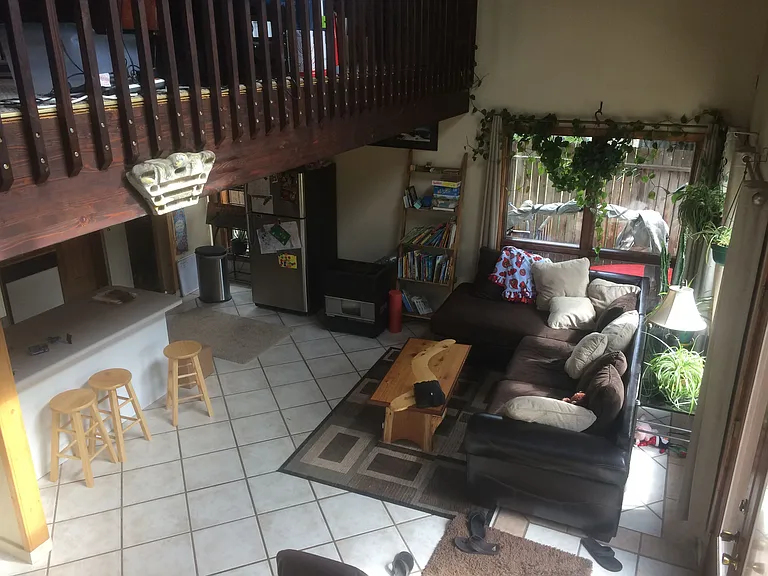 415 E 5th Ave #B — Photo 9