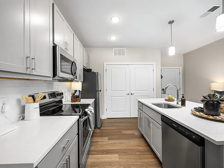 Residences at Topiary Park — Photo 6