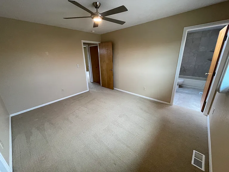 1425 Vondelpark Dr — Photo 17