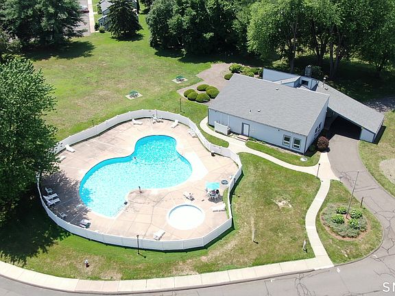 2nd image of 175 Candlewood Drive #175
