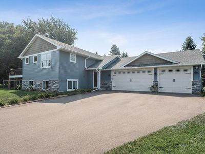 108 S Meadow Ln, Roberts, WI, 54023