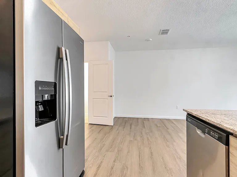 1205 Southstation Pl #204 — Photo 10