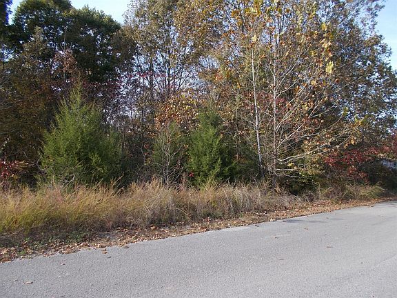 3rd image of 1124 Jacobs Ct