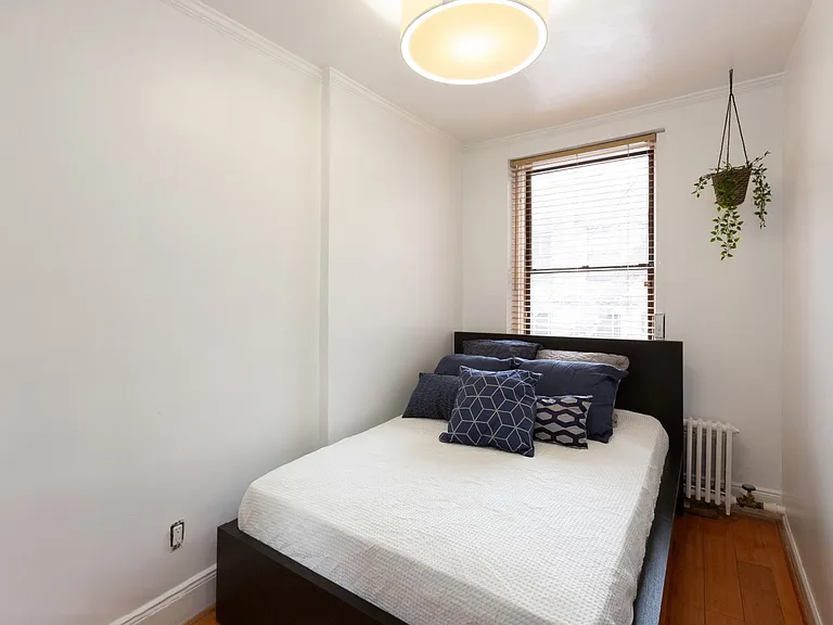 75 2nd Ave #3 — Photo 12