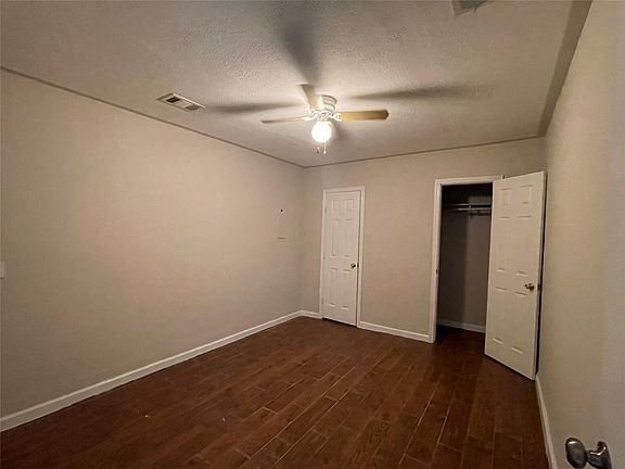4th image of 7715 Rolling Ridge Dr