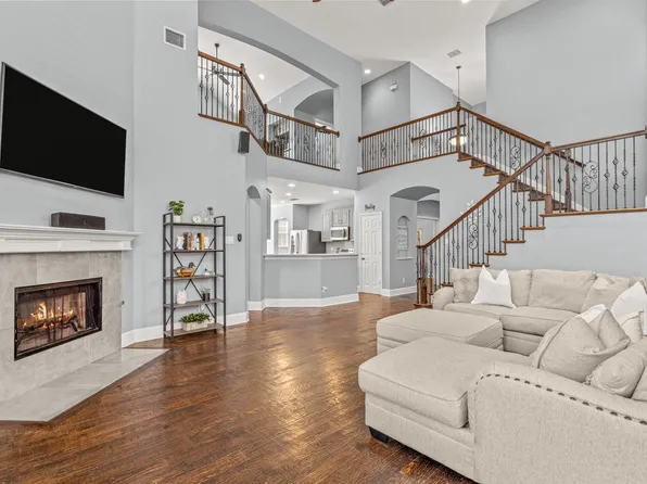 2433 Mallard Dr, Little Elm, TX 75068