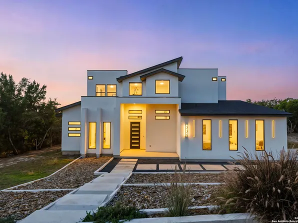 220 Sendera, Canyon Lake, TX 78133