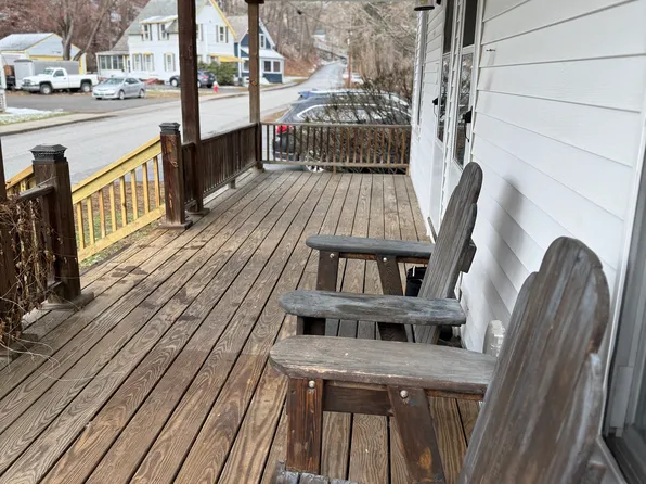 60 Frost Pl, Brattleboro, VT 05301