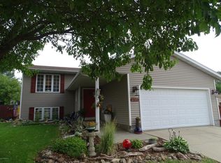 2230 26th Ave NW, Rochester, MN 55901