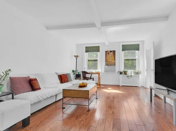 265 E 7th St #3, Manhattan, NY 10009