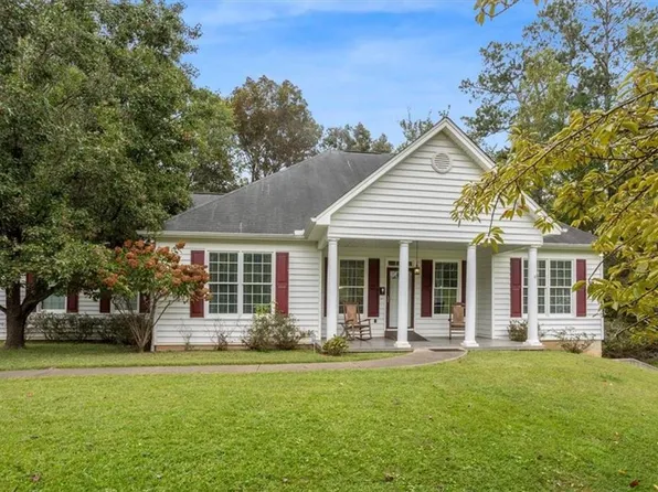 4362 Park Cir, Acworth, GA 30101