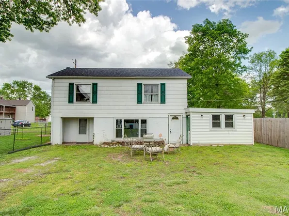 2810 Indiana Ave, Granite City, IL 62040