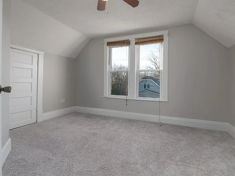 120 Cedar St — Photo 11
