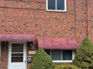 1544 Ridgewick Dr, Wickliffe, OH 44092