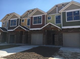 776 SW 14th St, Moore, OK 73160