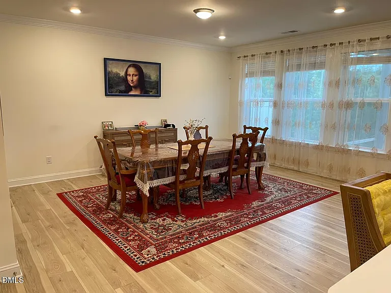 2523 Hutch Ln #1 — Photo 9