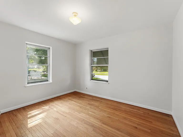 Bedroom #1
