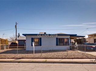 51 Wyoming Ave, Henderson, NV 89015