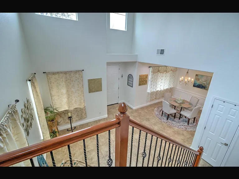 523 Danbury Pl — Photo 16