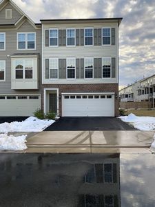 8147 Honey Bee Way, Manassas, VA, 20111