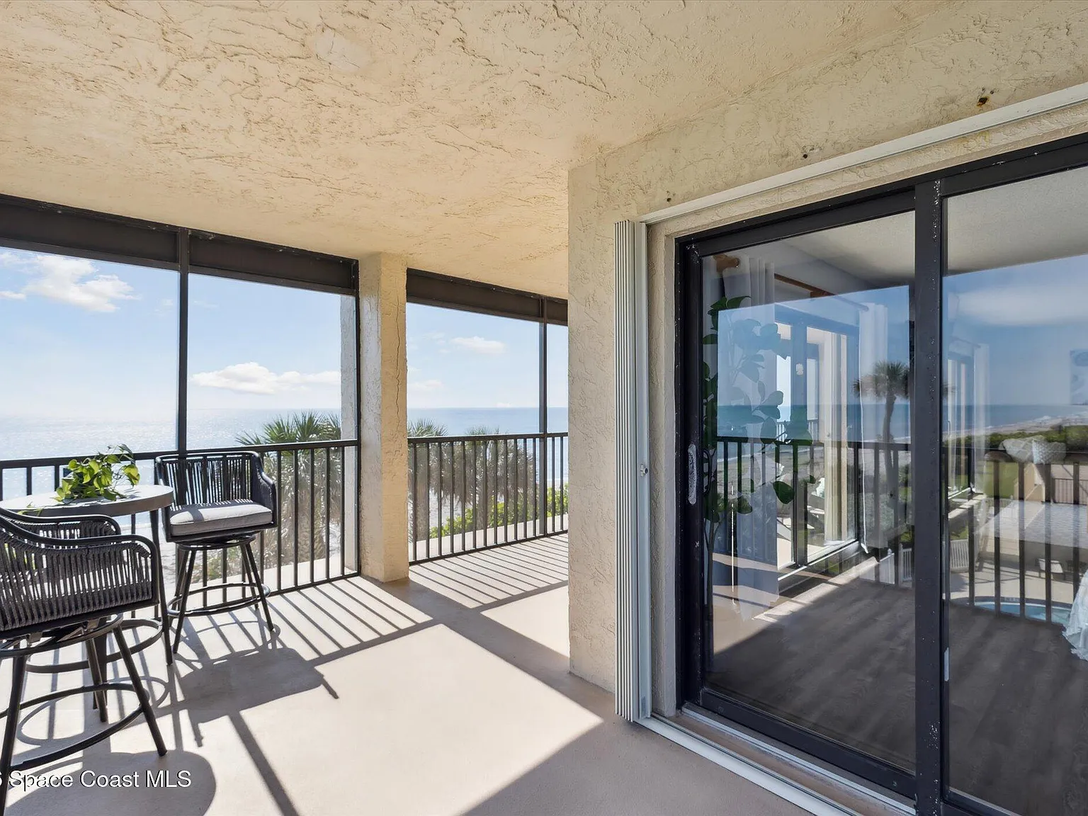 2 bed, 2.5 bath, 1650 sqft, $3,000 — Photo 3