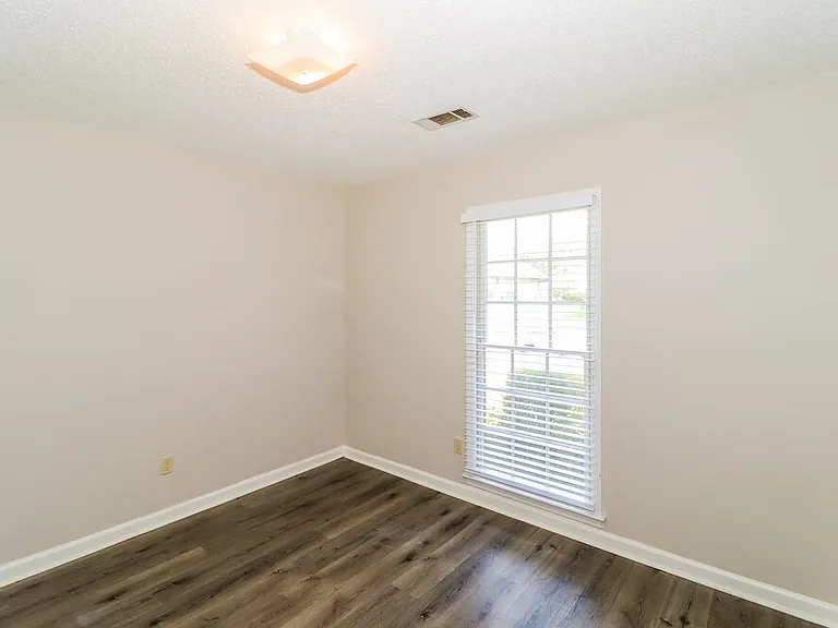 7625 Dexter Park Dr — Photo 11