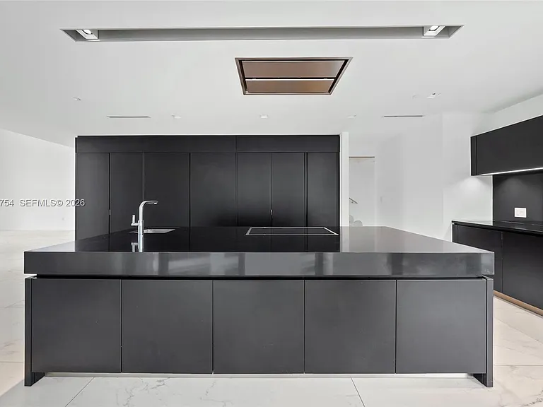 1000 Biscayne Blvd #1201 — Photo 57