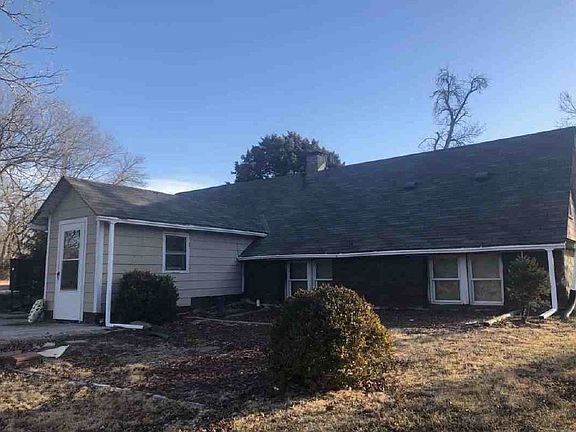 2nd image of 1032 S 79th Ter