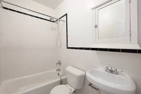Rented by Douglas Elliman | media 8