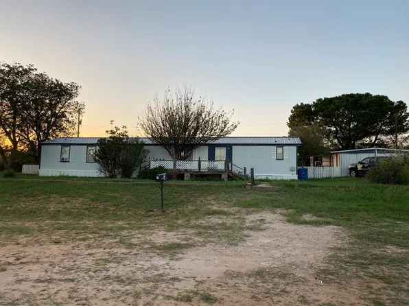 1621 Austin St, Robert Lee, TX 76945