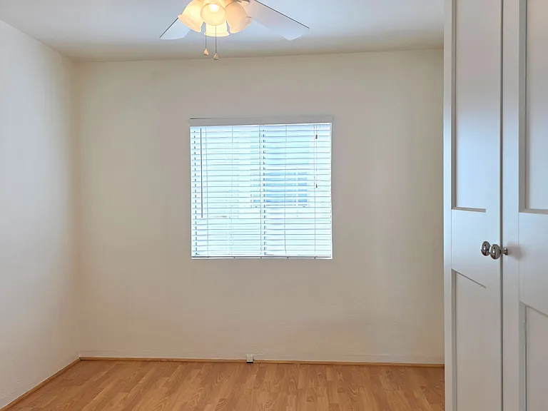2419 Arizona Ave — Photo 6