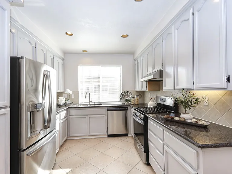 4633 Hampton Falls Pl — Photo 17