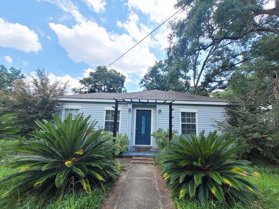 1st image of 239 Willow St