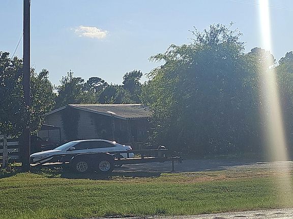3rd image of 17853 Fm 344 W