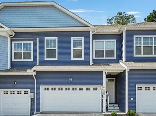 54 Magnolia Park Rd, Middletown, NY 10940