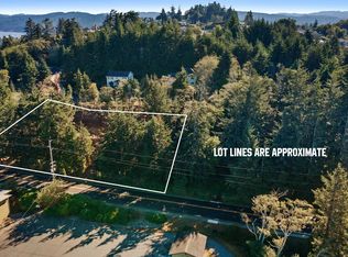 2253 Pony Creek Rd, North Bend, OR 97459