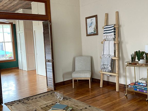 5th image of 2001 Avenue L APT 3