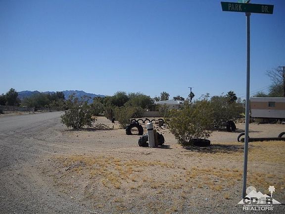 5th image of 13675 Park Dr