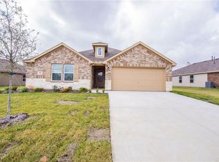 131 Chestnut Rd, Waxahachie, TX 75165