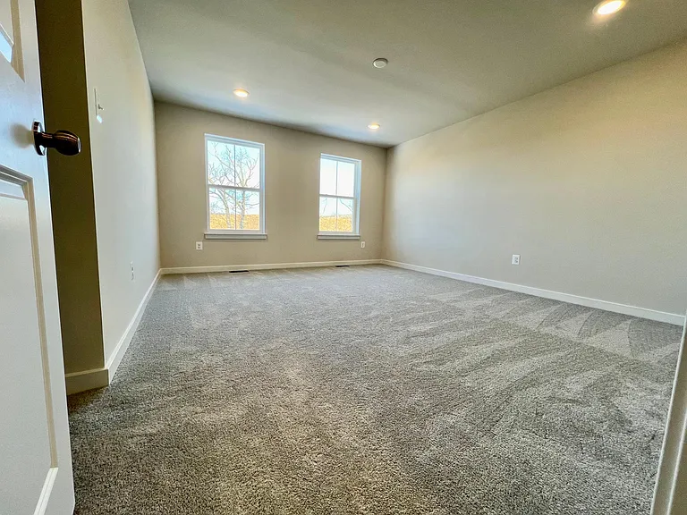28 Shamrock Cir — Photo 14
