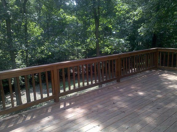 Huge Rear Deck Private Wooded View