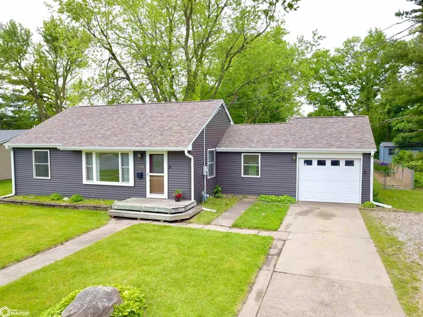 1528 8th Ave, Grinnell, IA 50112