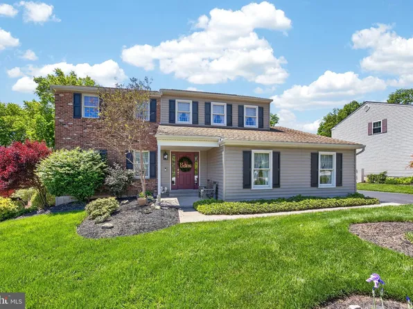 2159 Alexander Dr W, Norristown, PA 19403