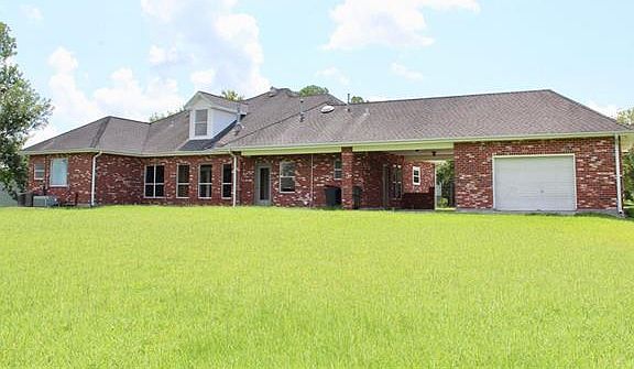 2nd image of 7892 Barataria Blvd