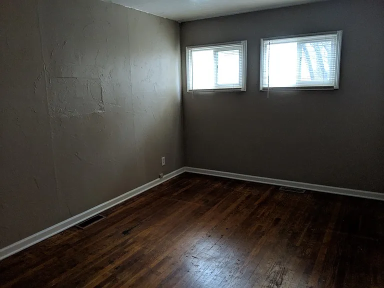 3981 Whitestone Ct — Photo 6