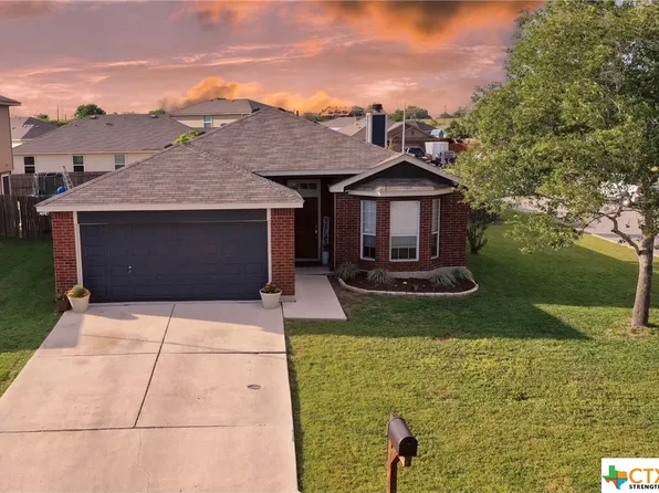 168 Eagle Dr, Luling, TX 78648